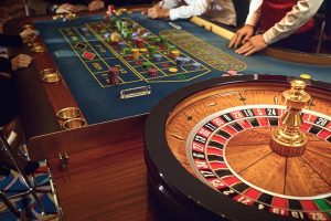 Игры с живыми дилерами в казино Риобет